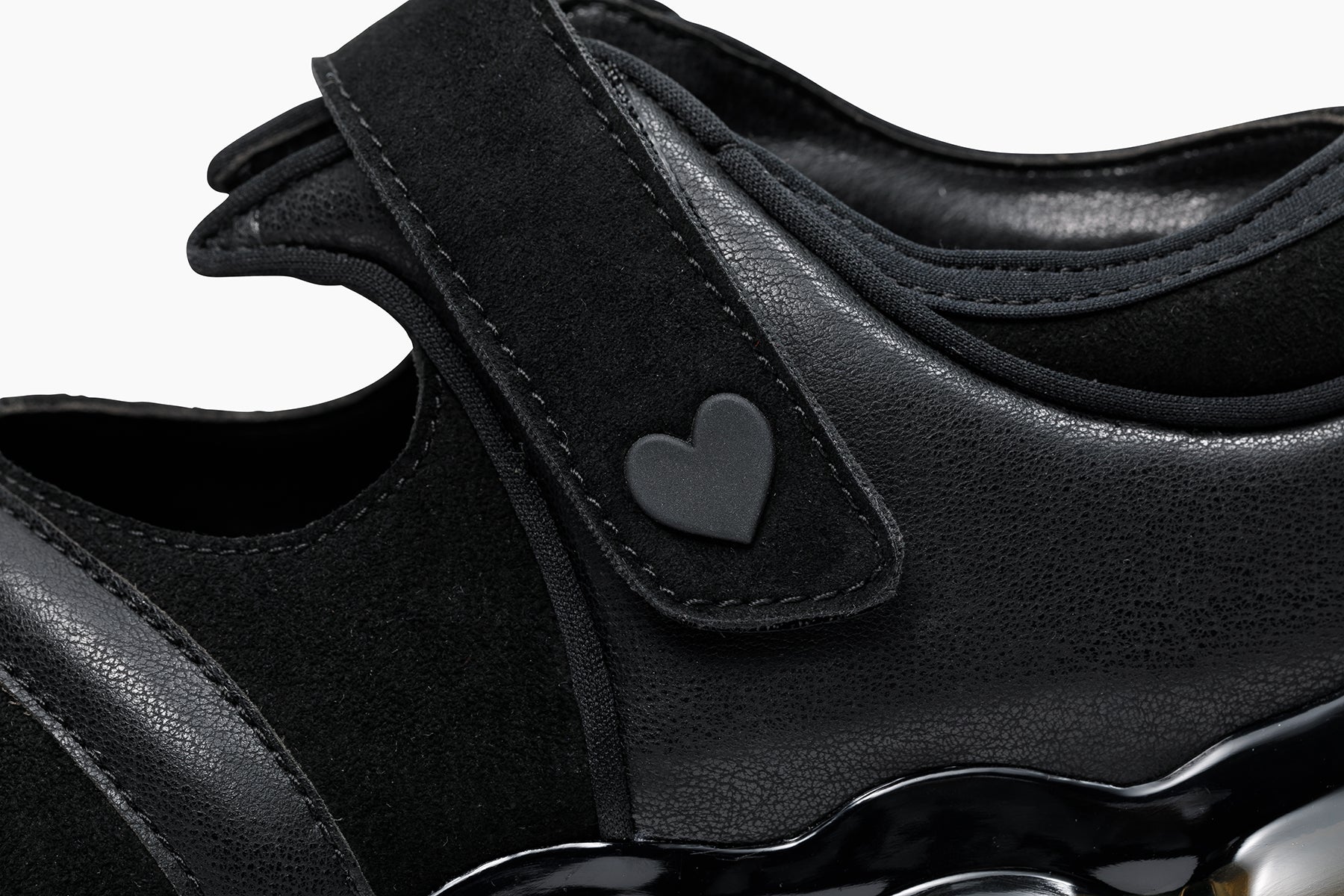 grounds JEWELRY x SCULPTURE　02 | HEARTLESS BLACK