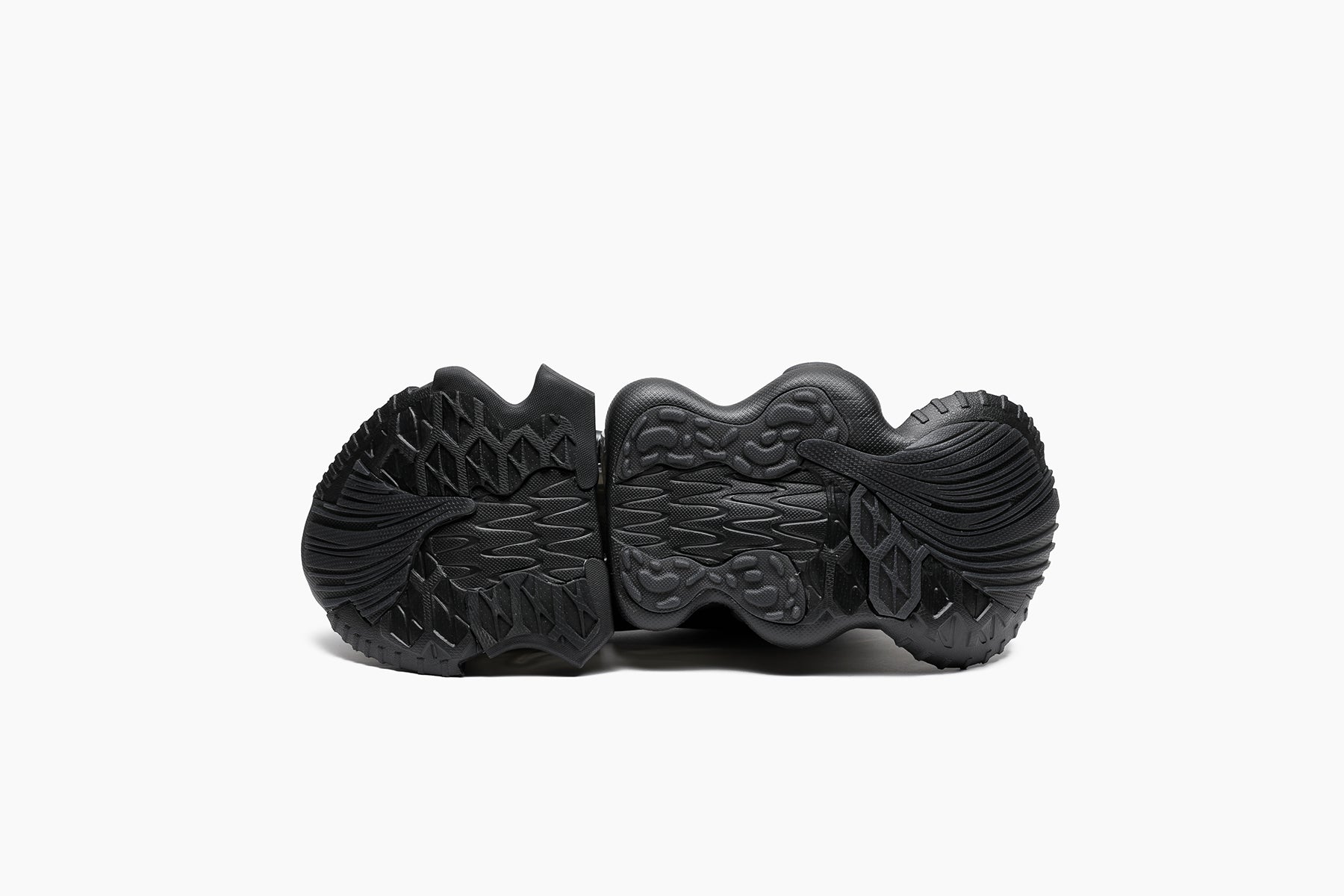 grounds SKYSCRAPER FALCON LOOSE SOCKS BLACK / BLACK