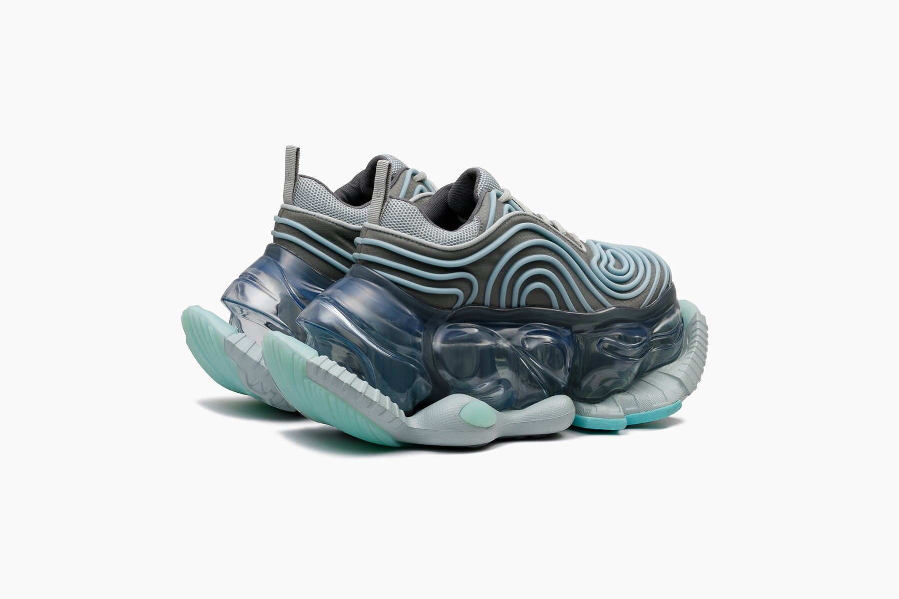 grounds SKYSCRAPER FALCON OPHIDIAN　GRAY ASH BLUE / ICE GRAY